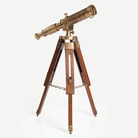 zoom antik pirinç teleskop'in resmi