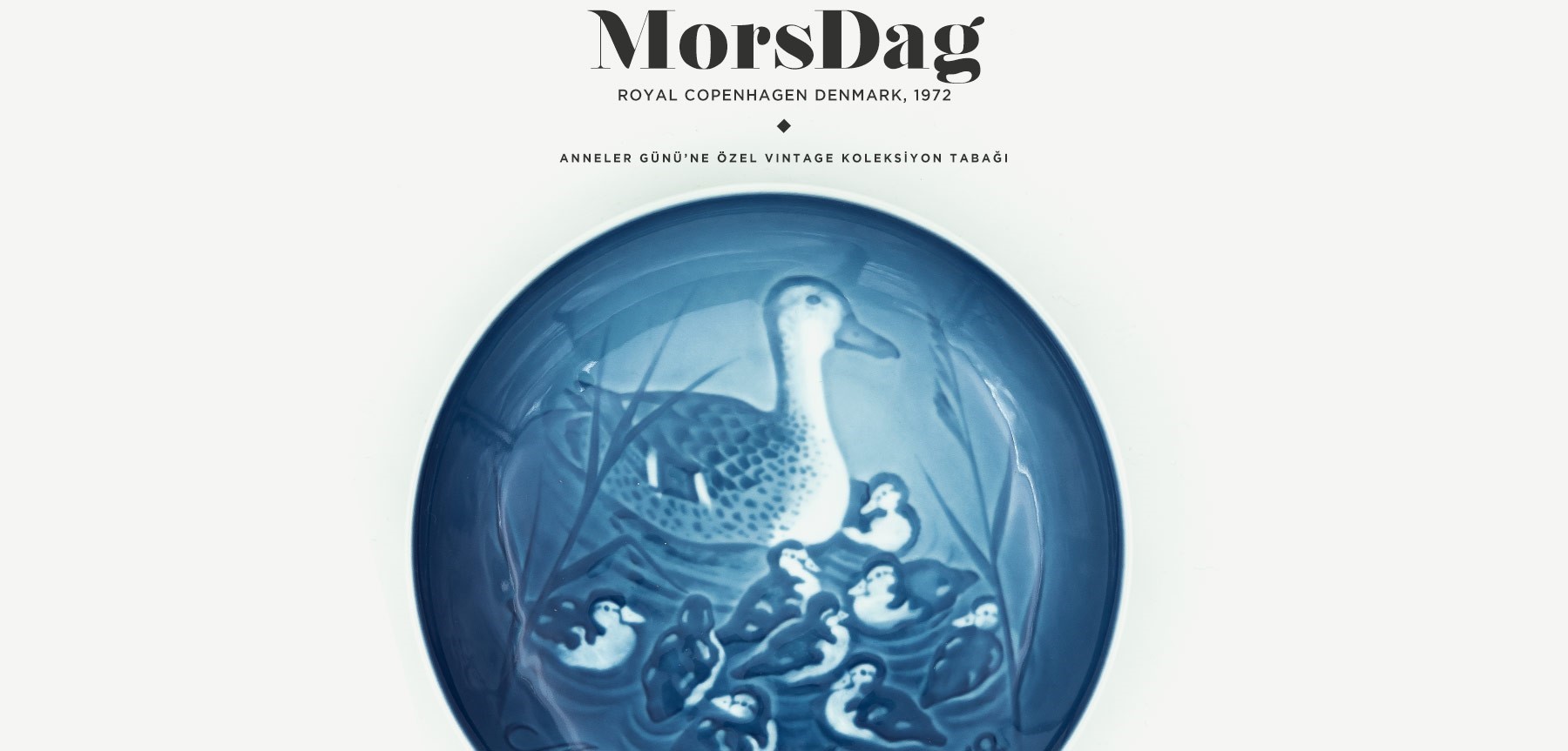 royal copenhagen mors dag koleksiyon tabağı 8000/9373'in resmi